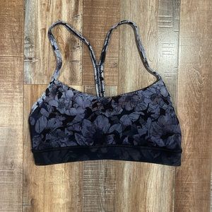 Lululemon flow Y nulu sports bra